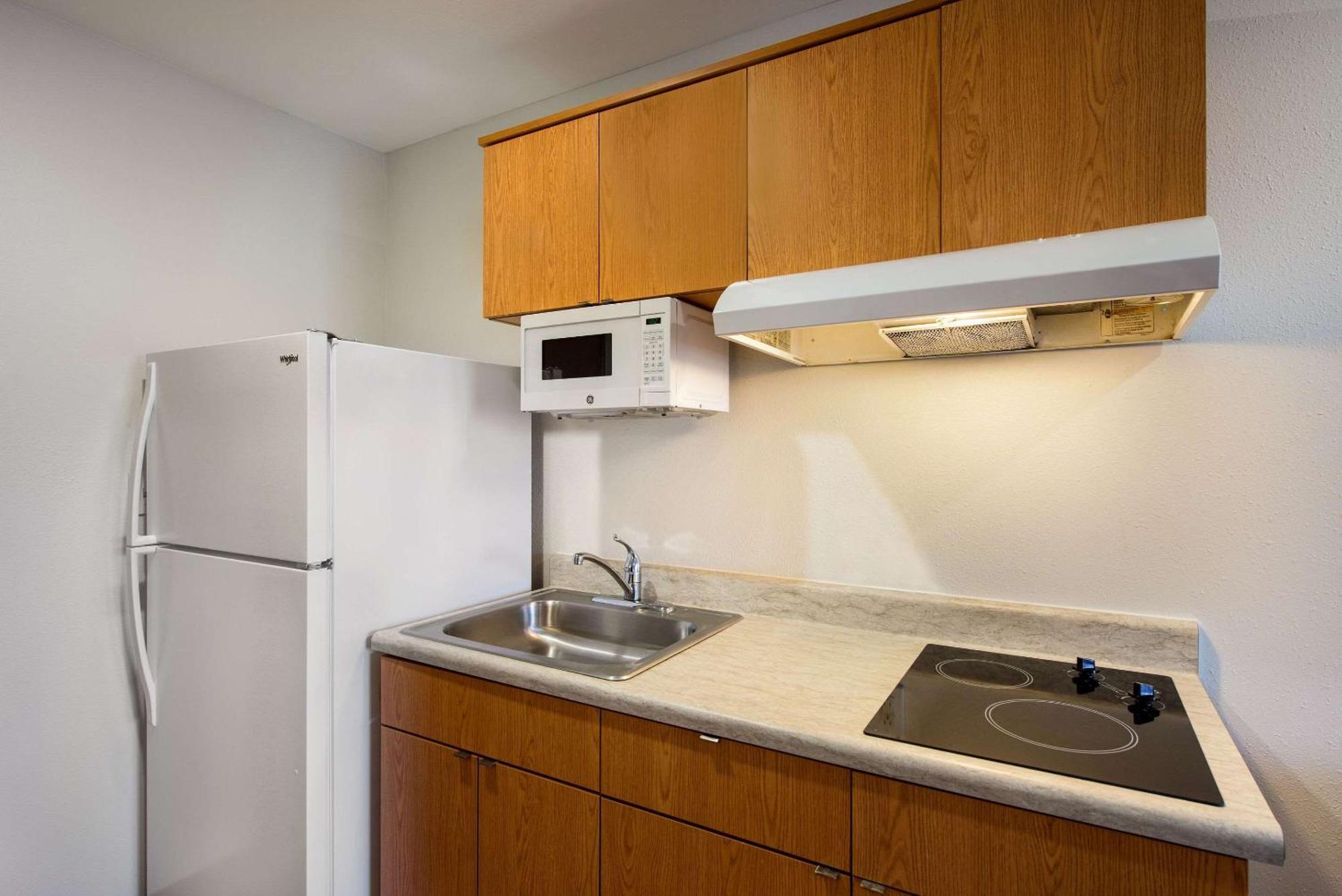 Woodspring Suites Columbus Southeast Groveport Exterior photo